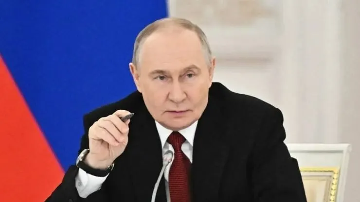 Президент подписал указ о передаче долей Nestlé Кубань и Nestlé Россия во временное управление «Л.Е.В. Менеджмент» и передаче ряда активов, включая FM Logistic, «Лемана ПРО» и «Ашана».