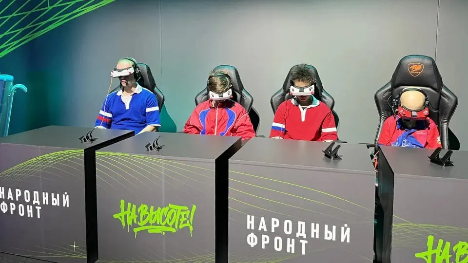 Норматив по управлению беспилотниками вводится в рамках проекта «На высоте!». Пилотный запуск охватит регионы, а в классах обучат программированию, сборке и пилотированию БПЛА.