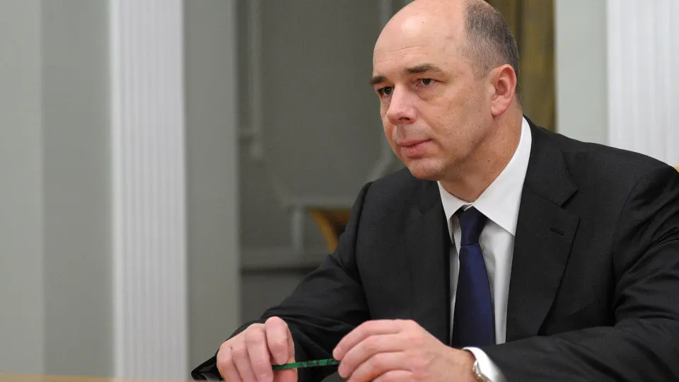 Глава Минфина сообщил, что нейросети помогают оптимизировать распределение средств и выявлять неплательщиков, но окончательное решение остаётся за специалистами на фоне рекордных дефицитов в бюджетной системе.