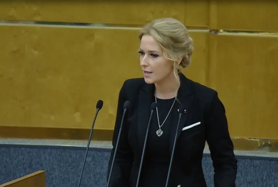 Госдума утвердила Яну Лантратову на пост уполномоченного по правам человека. В отдельном сообщении также упоминалась раздача бесплатных билетов на концерт «Ленинград».