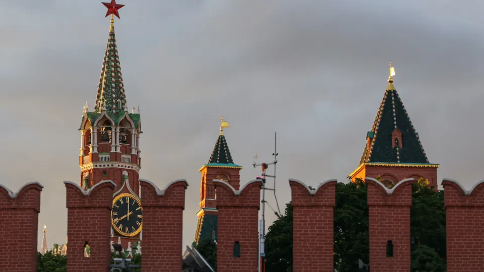 Высшие чиновники просили ослабить репрессии в сети, но решение о наращивании контроля осталось за силовыми структурами — это уже отражается на поддержке власти и может привести к новым репрессиям.