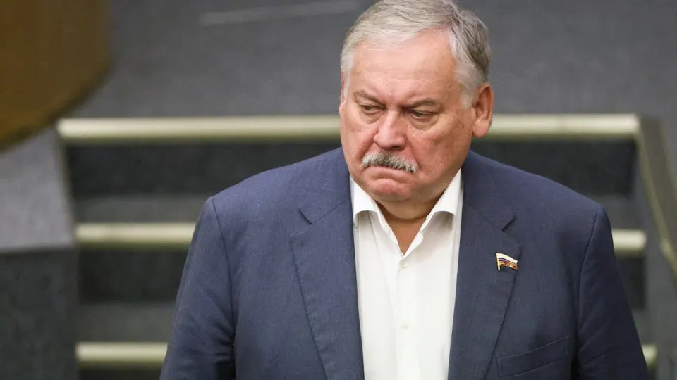 Первый зампред комитета Госдумы Константин Затулин заявил, что Прибалтика не выполнила обещаний по защите русскоязычных и со временем углубилась в русофобию. Эти высказывания прозвучали на фоне законопроекта о праве президента применять войска за рубежом для защиты россиян.