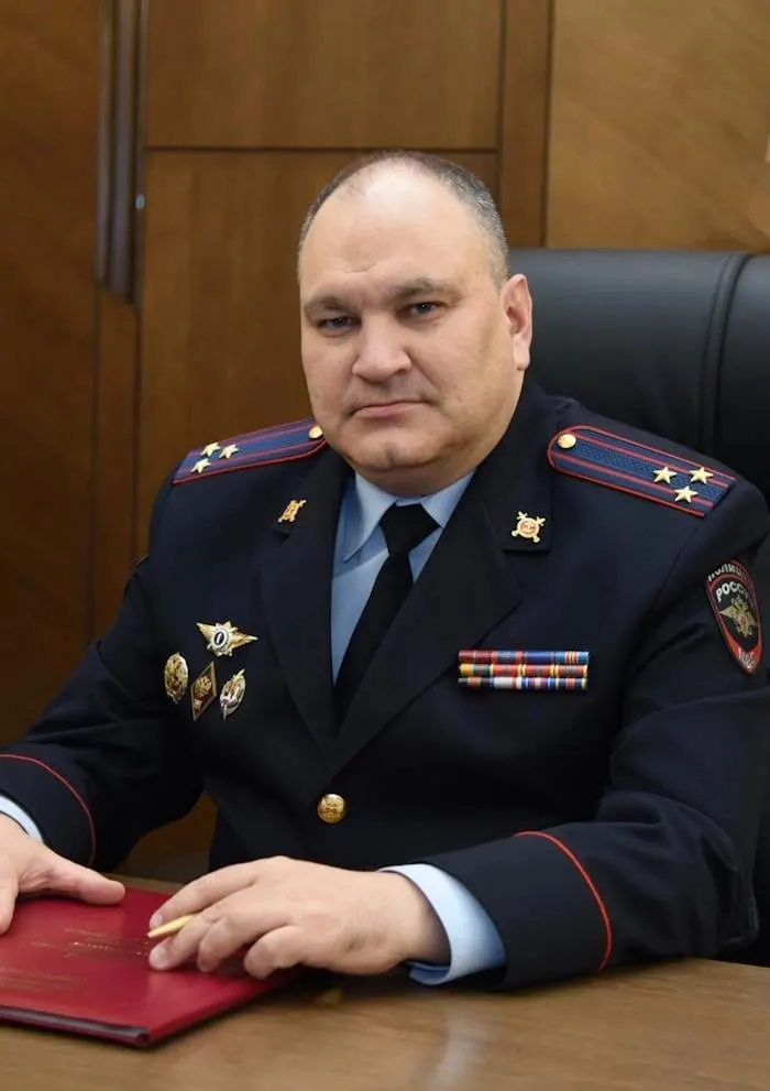 Константин Кремнев назначен заместителем начальника ГУ МВД по Волгоградской области и временно исполняет обязанности начальника главного управления. Краткие факты о биографии и службе.