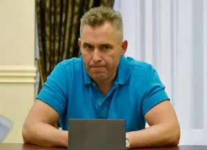 Совет Европейского союза расширил ограничительные меры против России: под санкции попали более восьмидесяти физических лиц и организаций, в том числе экс-омбудсмен Павел Астахов и генпрокурор Александр Гуцан. Также ограничения затронули ряд журналистов и блогеров.