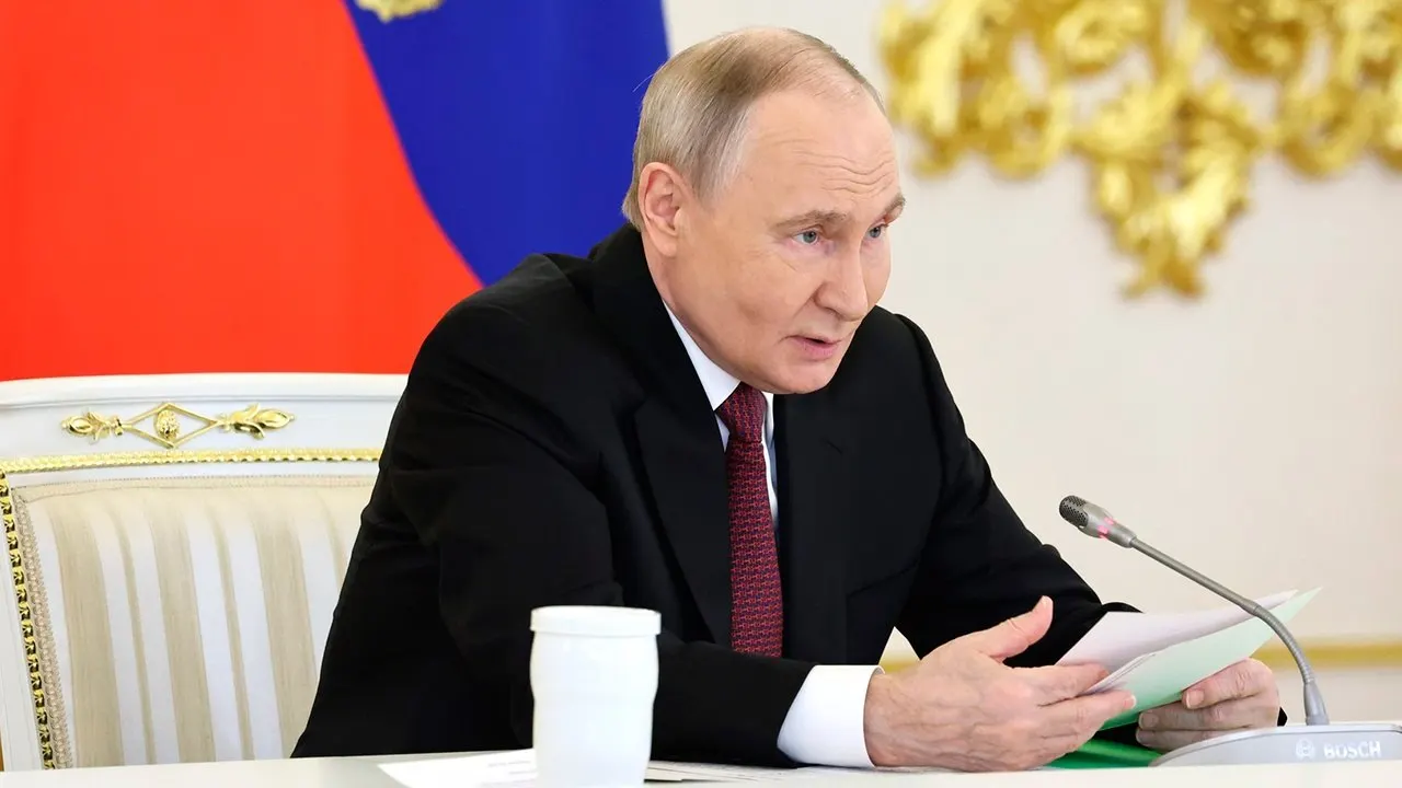 По паритету покупательной способности экономика России сохраняет 4-е место в мире и лидирует в Европе, заявил президент.