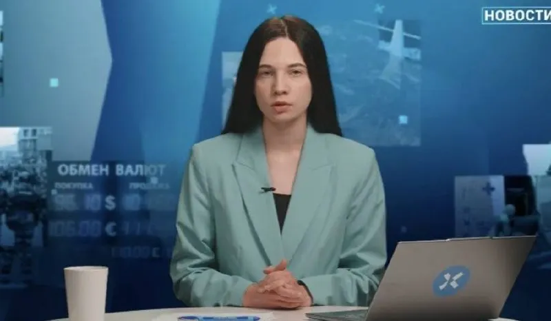 Она говорит, что ожидала этого из‑за антивоенной позиции и не может назвать конкретную причину; предполагает, что это могло быть связано с ростом аудитории независимых СМИ.