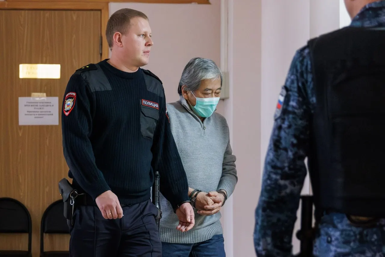 Материалы уголовного дела, по которому Александр Пак осужден за убийство Екатерины Буравлевой, переданы в третий состав уголовной коллегии Верховного суда России.
