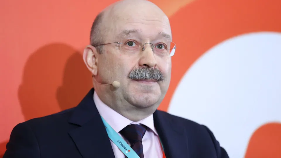 Разбираем, почему переход к милитаризованной экономике рискован и как это может отразиться на росте, бюджете и гражданах.