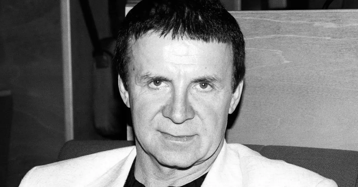 Умер известный публичный деятель Анатолий Кашпировский.